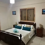 Palm 3 Bedrooms - Sleeps 6 Villa *