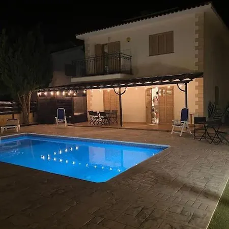 Palm 3 Bedrooms - Sleeps 6