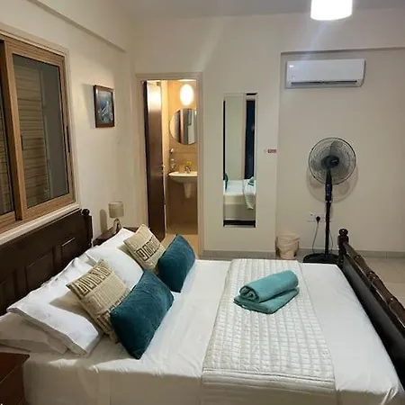 Palm 3 Bedrooms - Sleeps 6