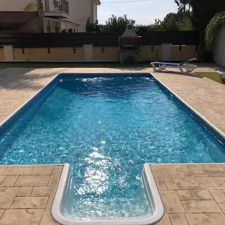 Palm 3 Bedrooms - Sleeps 6 ヴィラ *